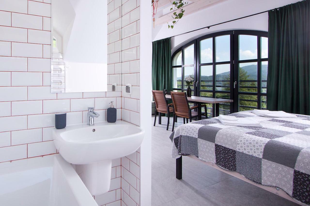Dom Mlynsko Appartement Stronie Śląskie Buitenkant foto